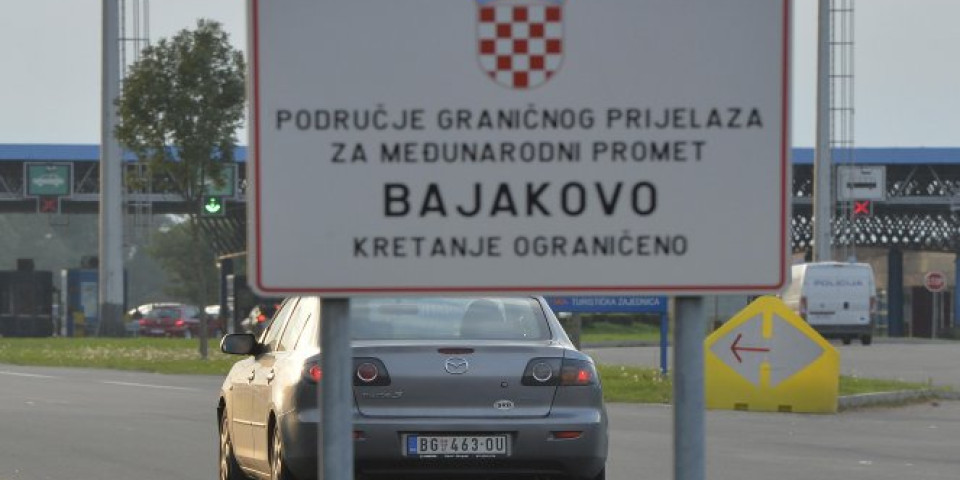 OD PONOĆI na granicama sa Hrvatskom važe NOVA PRAVILA ZA SRBE